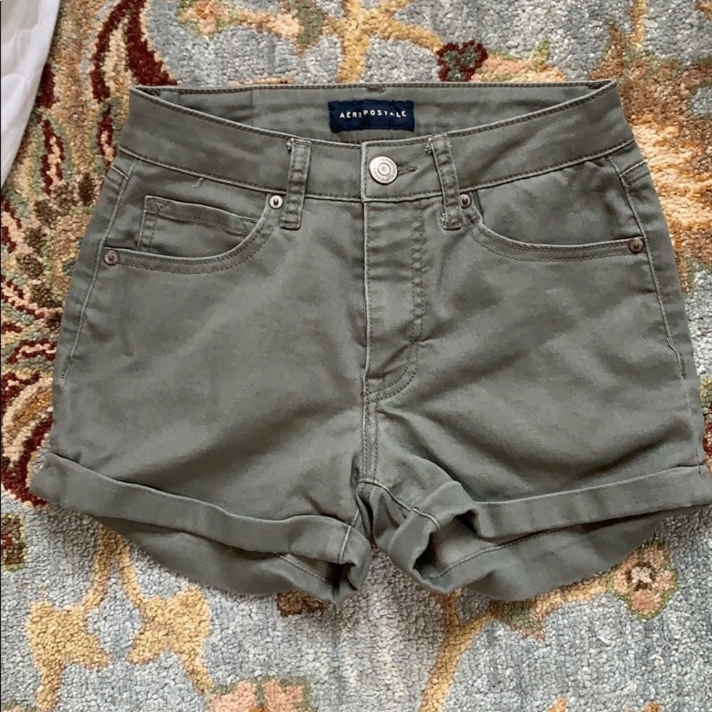 Aeropostale high waisted midi shorts